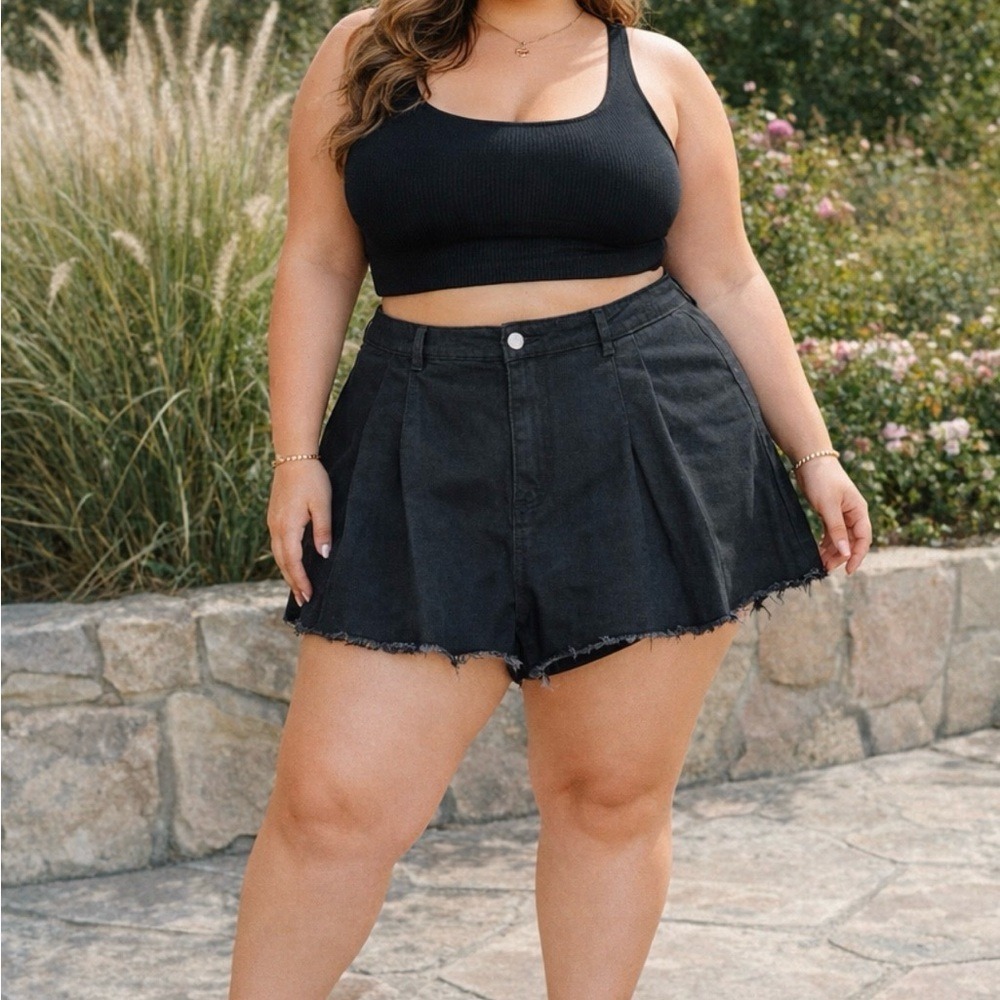 SHEIN Black Denim Skort Frayed Hem Pleated Front Plus Size‎ 2X NWT